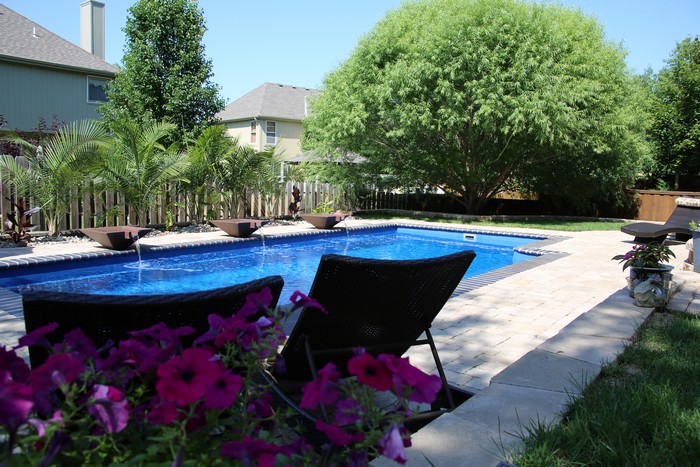 pool construction in overland park
