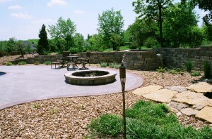 retaining wall & firepit